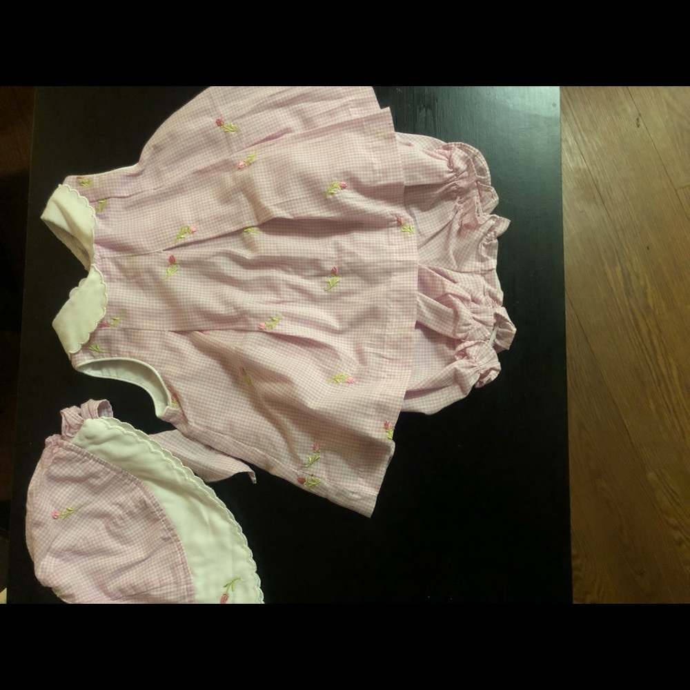 Baby dress and matching bloomers